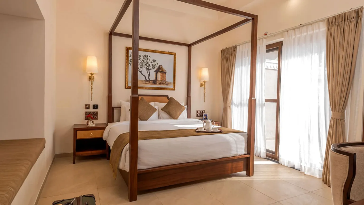 Hemakuta suite